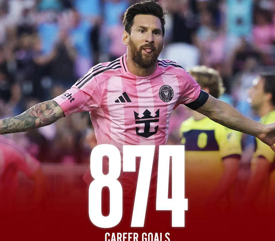 梅西领跑射手榜！数据超越C罗，射手王之争再度升温